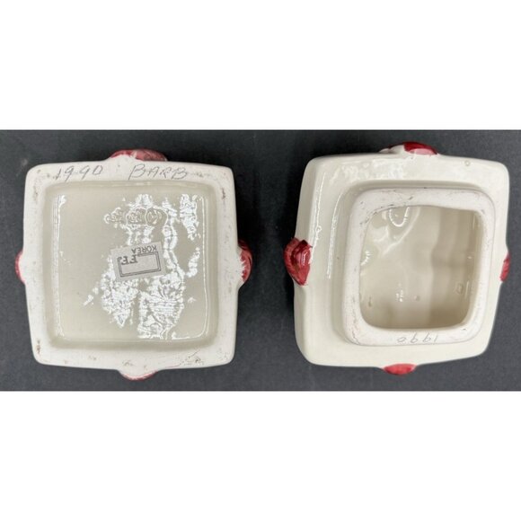 Vintage Gift Box Christmas Presents Holiday Ceramic Trinket Box Decoration GUC - Picture 3 of 6